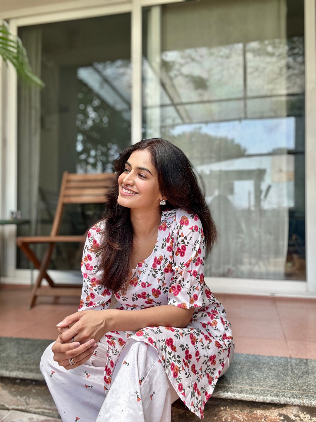 Sareen Floral Printed Off white Kurta Set