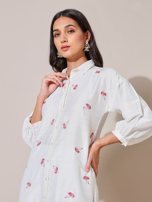 Suhani Collared Ivory Embroidered Kurta Set