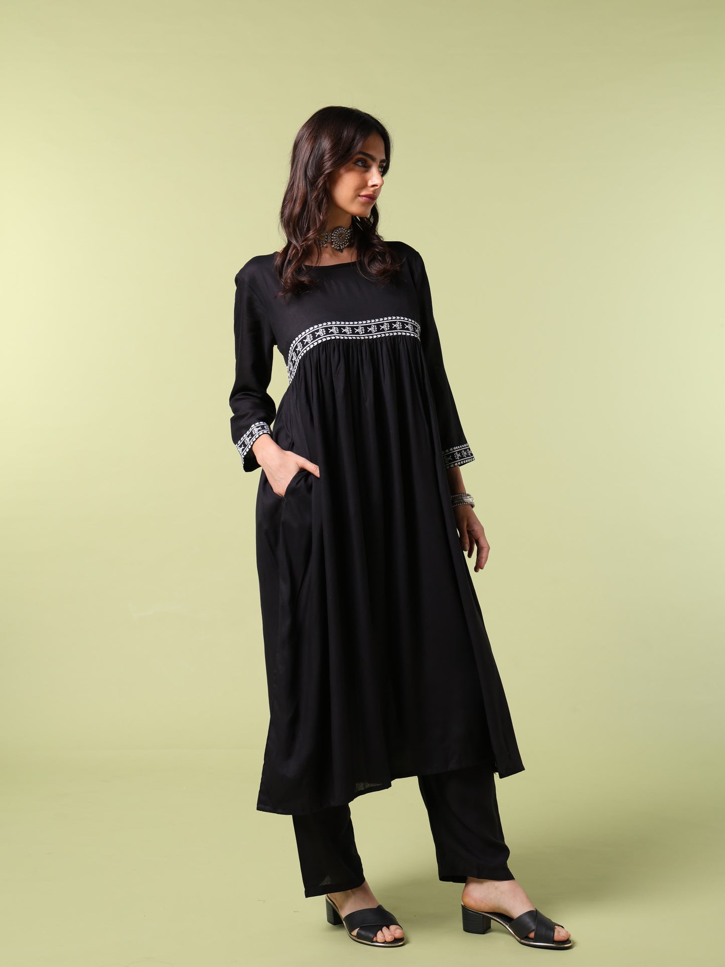 Autumn Yearn Midnight Grace Kurta