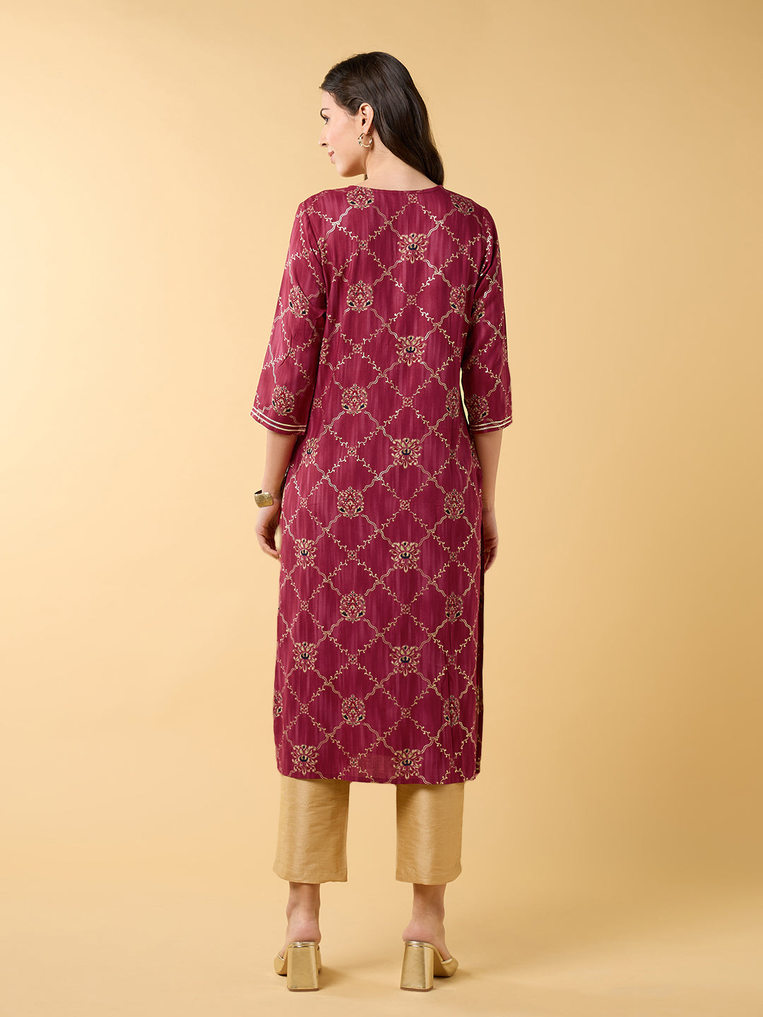 Blooming Elegance Magenta Embroidered Kurta