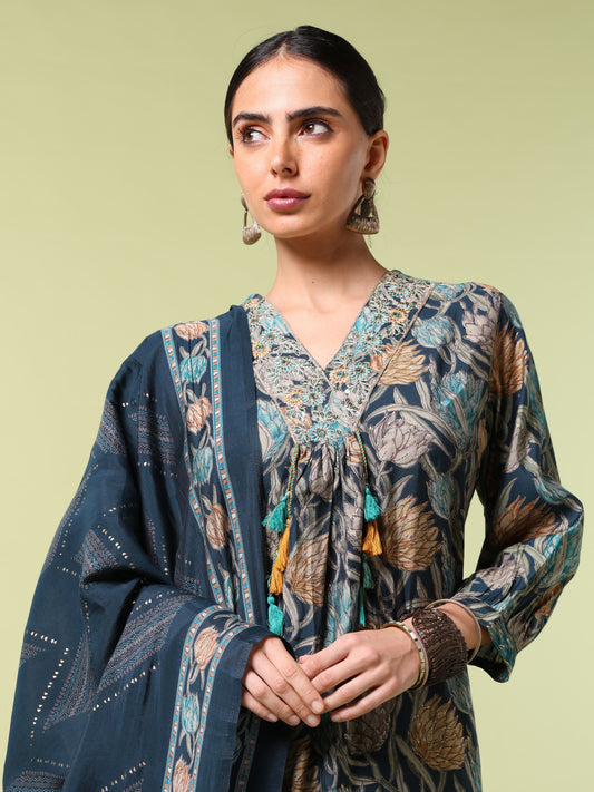 Vibrant Roots Embroidered Floral Kurta with Tassel Detailing