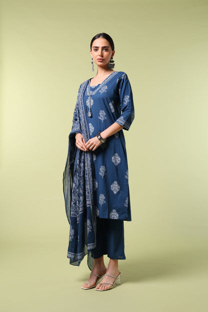 Vibrant Roots Blue Printed Kurta Set With Dupatta