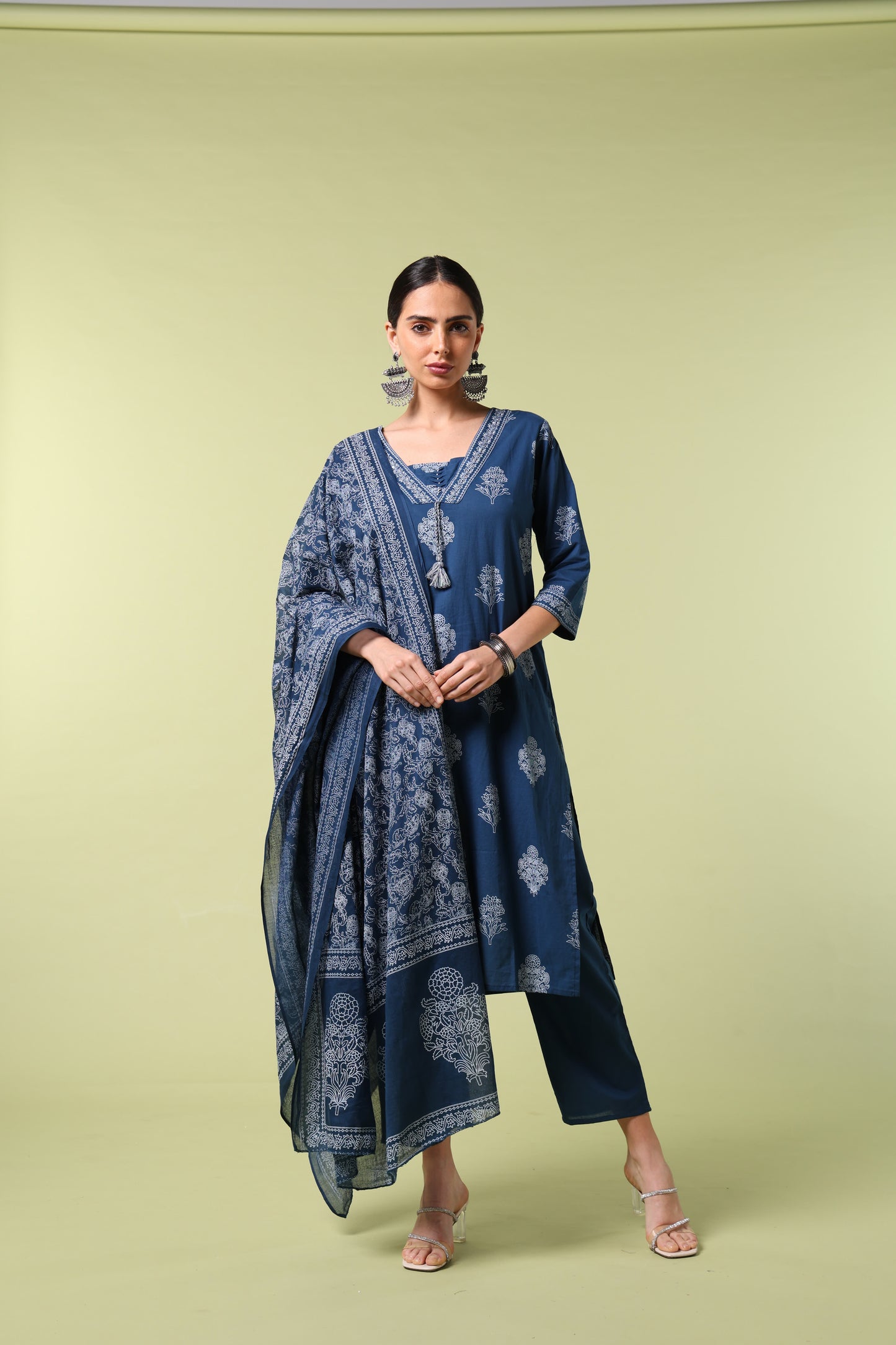 Vibrant Roots Blue Printed Kurta Set With Dupatta