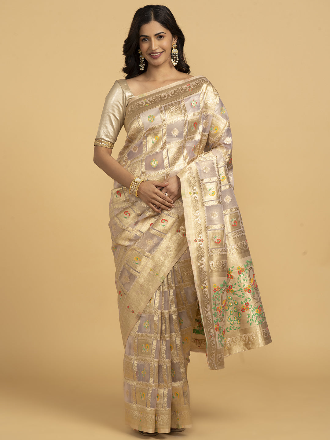 Divine Drapes Gold checked Motif Saree