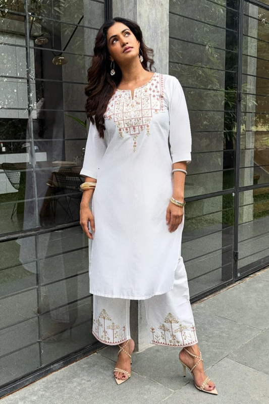 Autumn Yearn Off White Embroidered Kurta Set