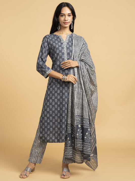 Blooming Elegance Grey All Over Print Kurta Set With Dupatta