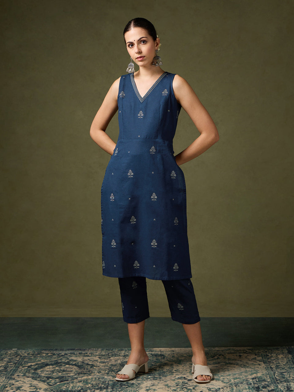 Dusk Shades Navy Kurta Set