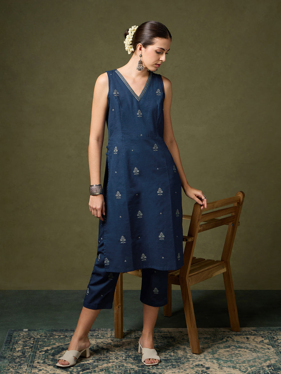 Dusk Shades Navy Kurta Set