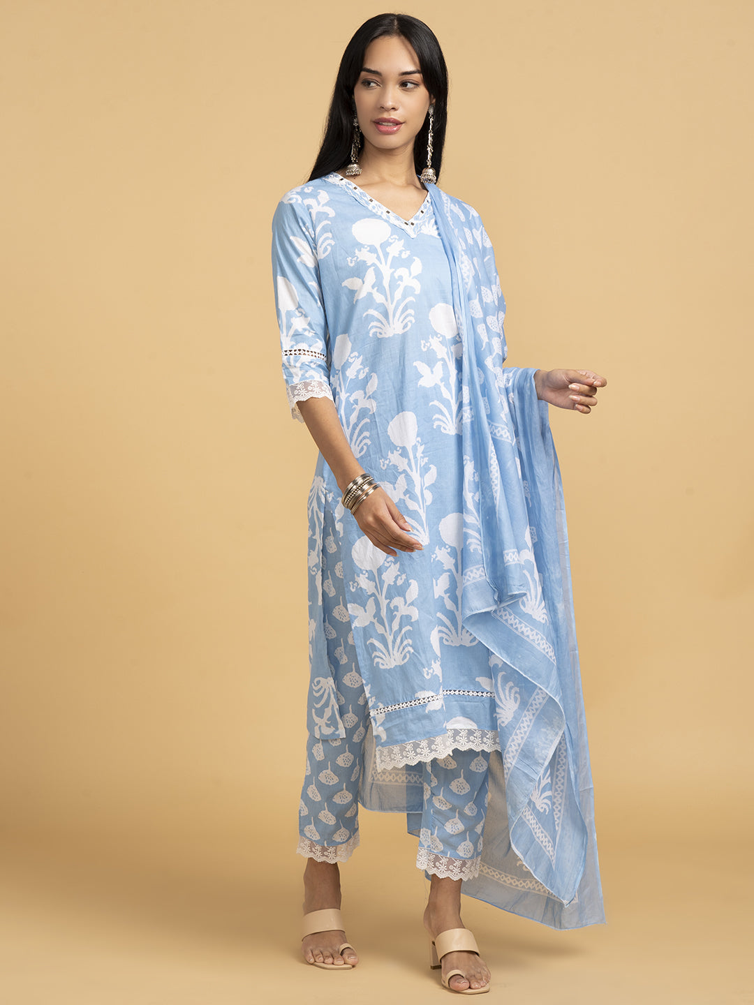 Vibrant Roots Blue Kurta Set With White Floral Print