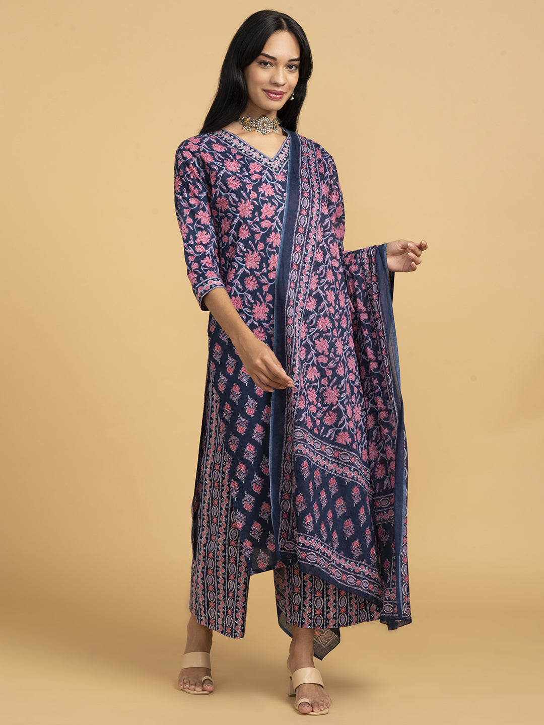 Blooming Elegance Purple Kurta Set With Pink Floral Print