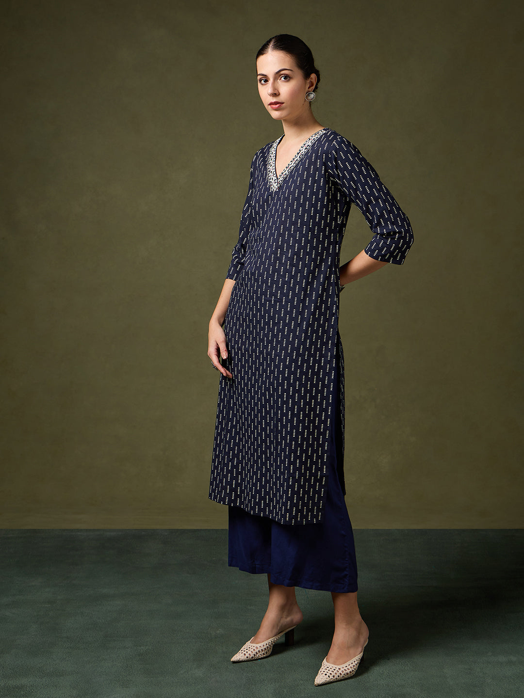 Blooming Elegance Navy Kurta