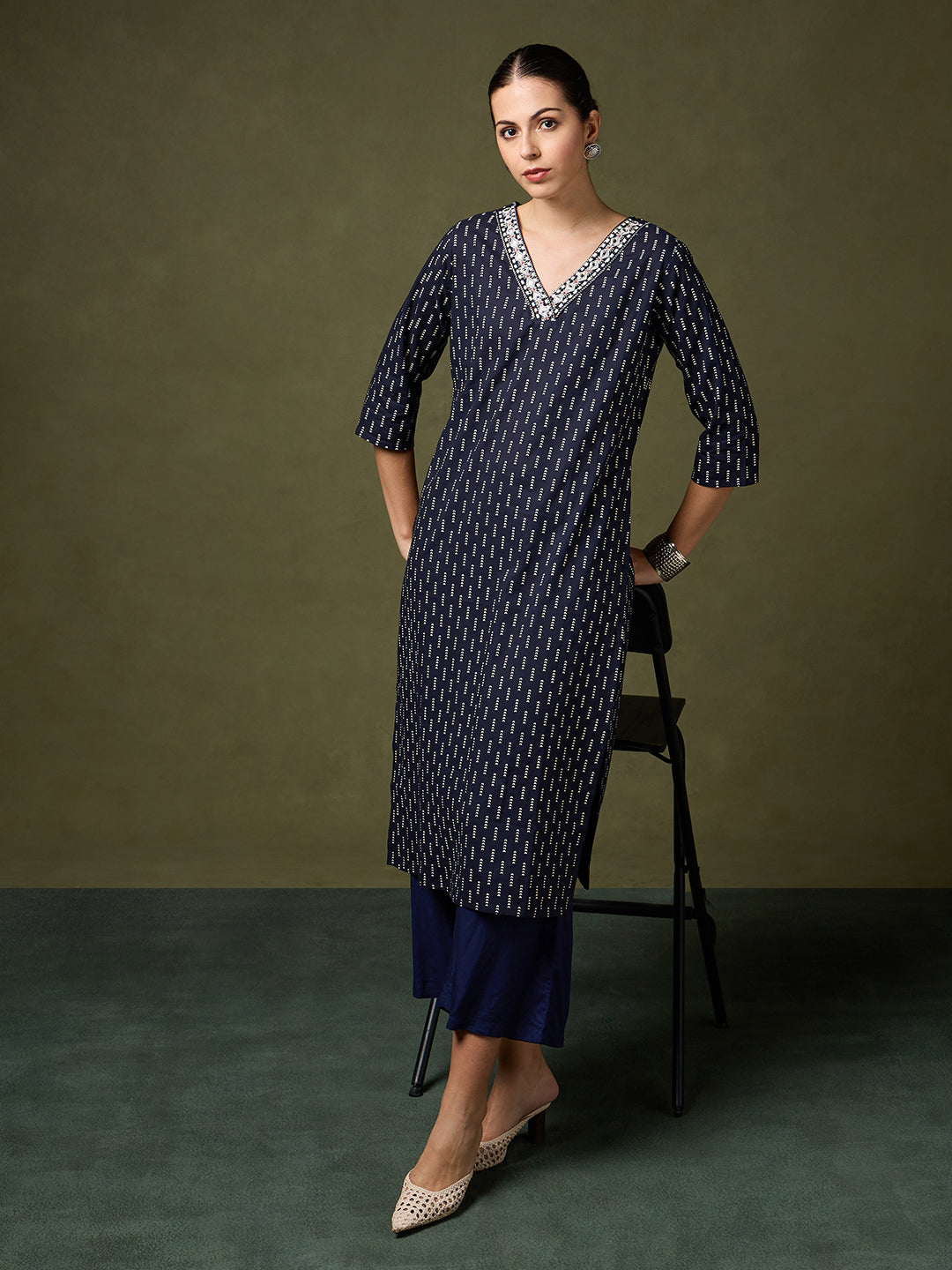 Blooming Elegance Navy Kurta