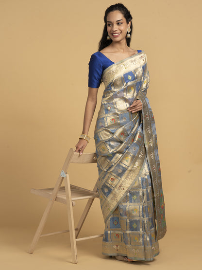 Divine Drapes Blue checked Motif Saree