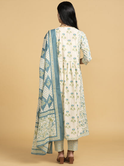 Blooming Elegance  White And Blue Kurta Set With Dupatta