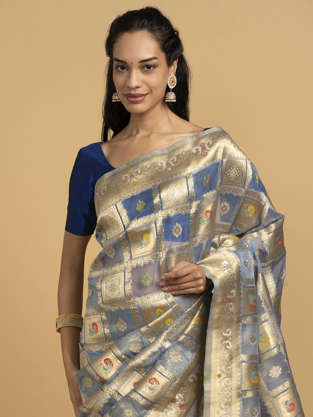 Divine Drapes Blue checked Motif Saree