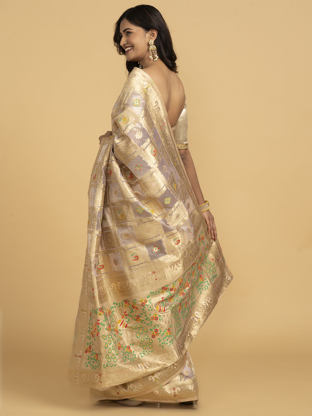 Divine Drapes Gold checked Motif Saree