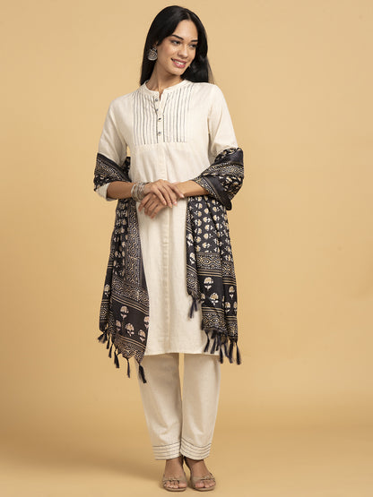 Vibrant Roots White Kurta Set With Black Printed Dupatta