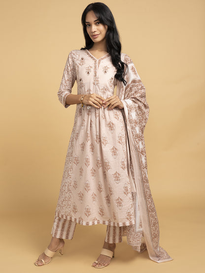 Blooming Elegance Floral Print Pink Kurta Set With Dupatta