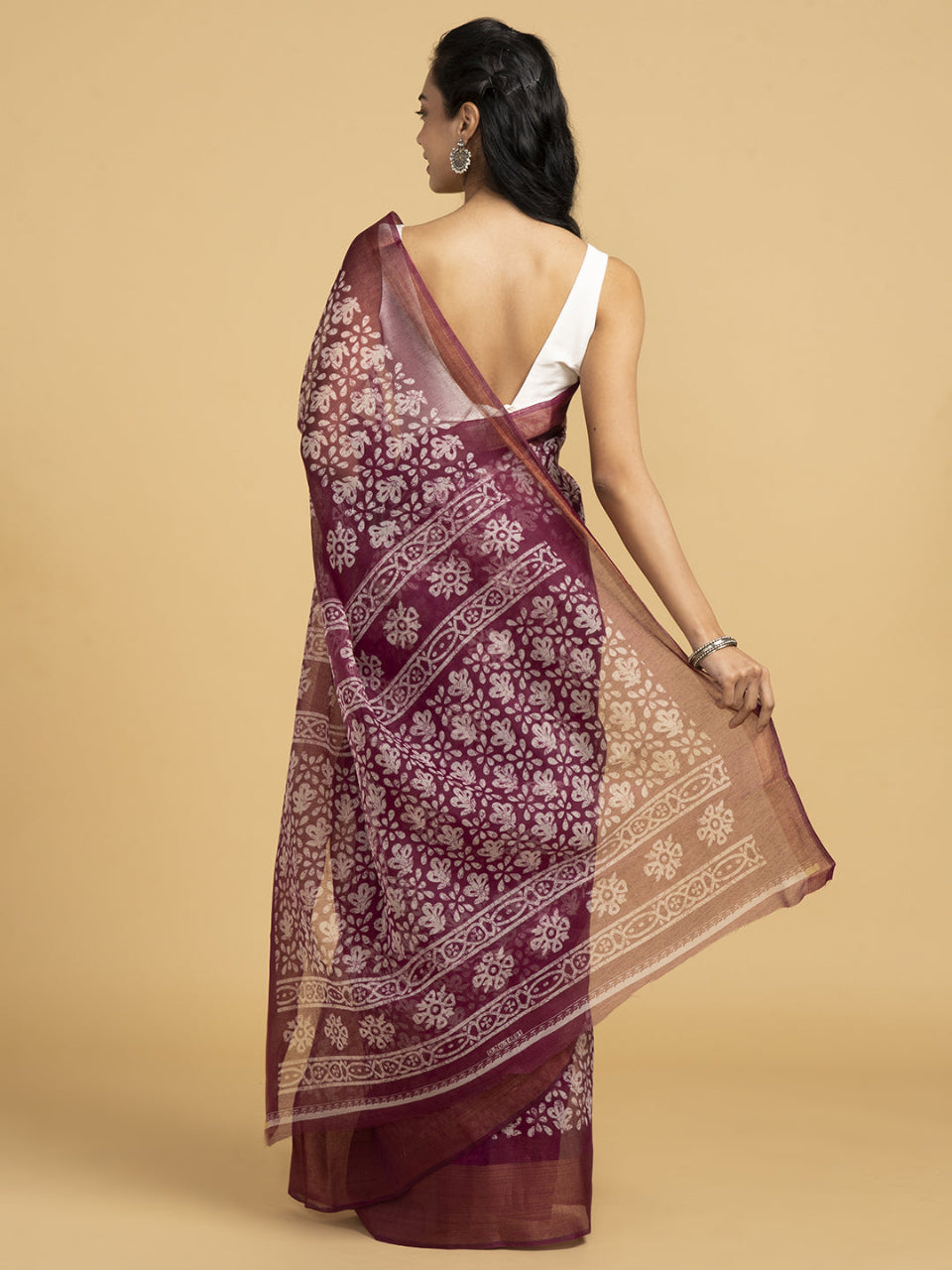 Divine Drapes Magenta Floral Saree