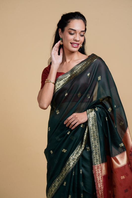 Divine Drapes Simple Green Saree