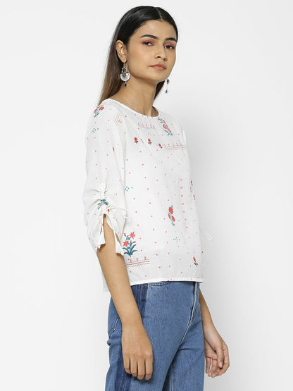 Off_White_Floral_Printed_Top_Front_Full_Shot_1 (4748502204501)