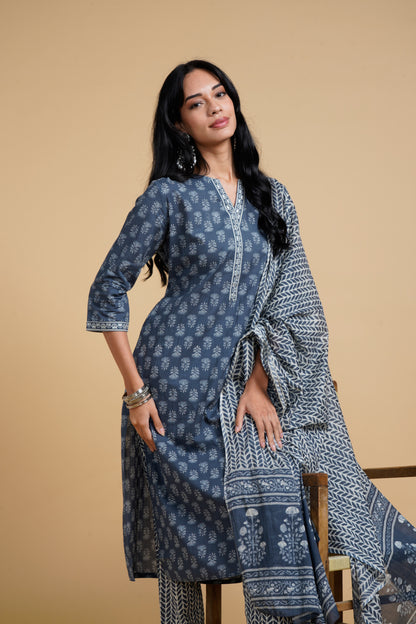 Blooming Elegance Grey All Over Print Kurta Set With Dupatta