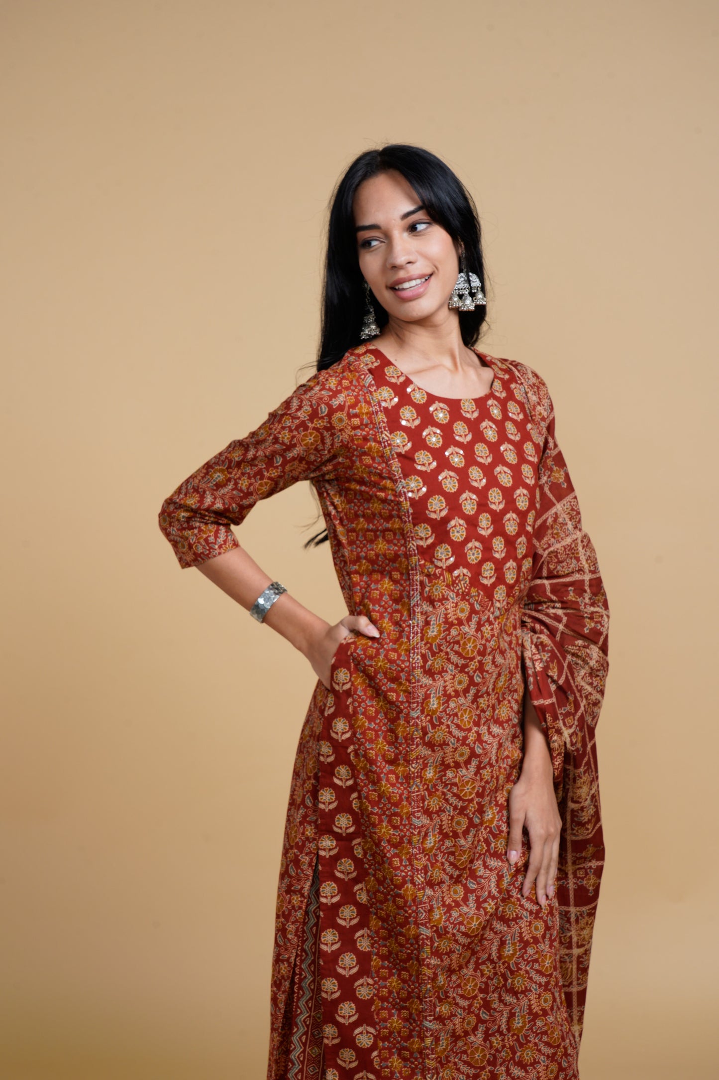 Blooming elegance Orange All Over Print Kurta Set With Dupatta