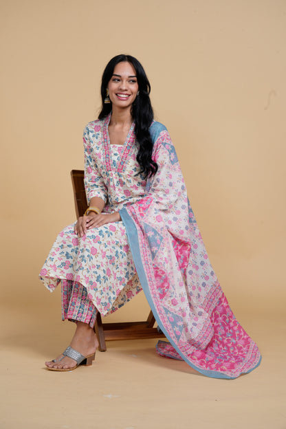 Blooming Elegance Floral All Over Print Off White Kurta Set With Dupatta