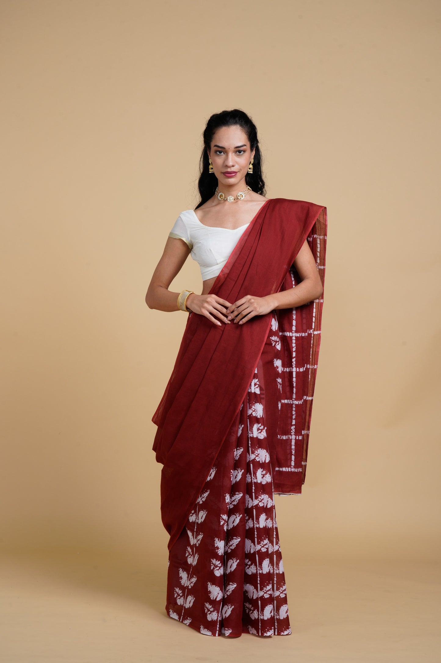 Blooming Elegance Red Printed Saree