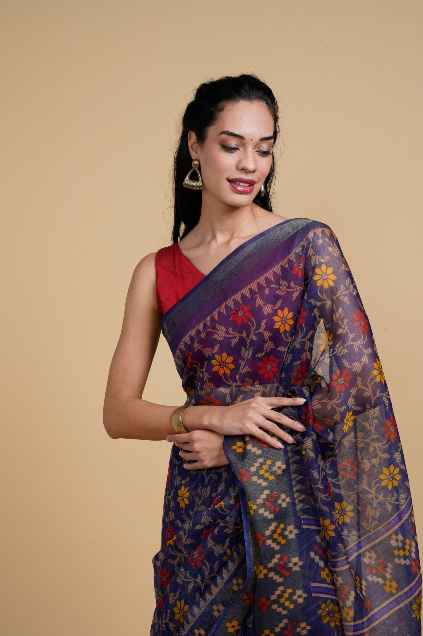 Divine Drapes Purple All Over Print Saree