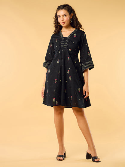 Summer Serenade Black Robe Style Printed Dress