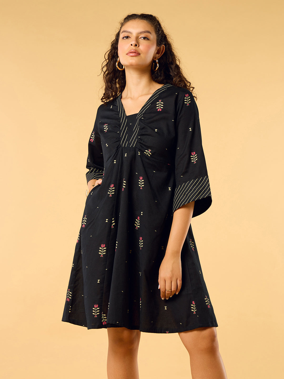 Summer Serenade Black Robe Style Printed Dress