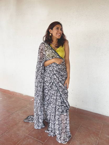 Inara Abstract Print Dark Grey Saree