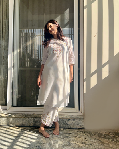 Autumn Yearn Off White Embroidered Kurta Set