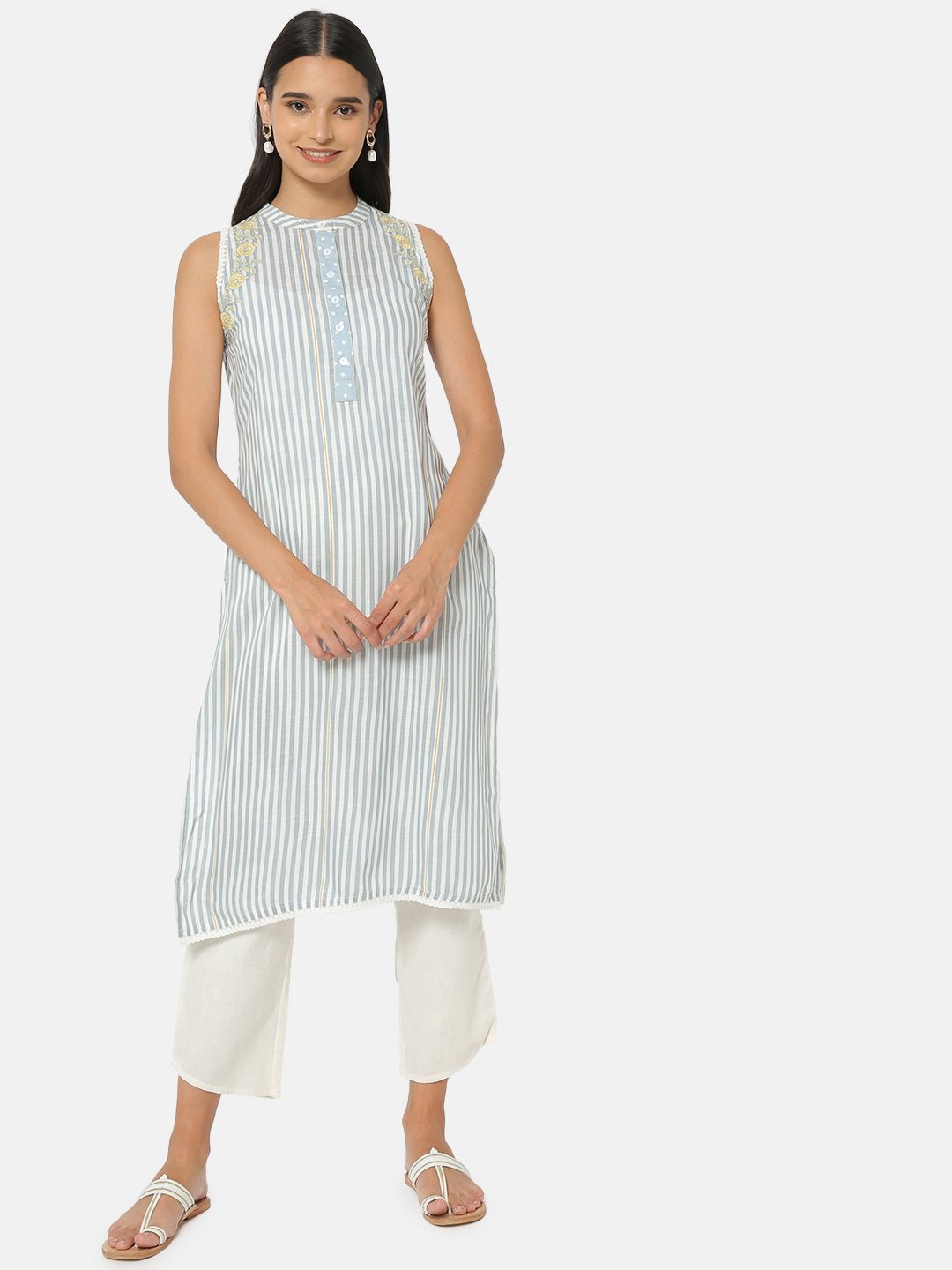 Blue_Embroidered_Kurti_Front_Full_Shot_2 (6613996667049)